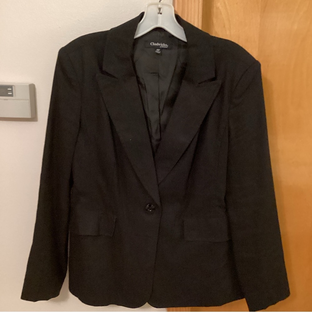 Chadwicks Ladies Blazer-Size 10P-Black